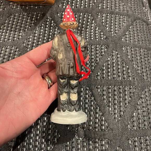 New in box Emmett Kelly Jr. special edition 65th birthday commemorative ornament - Picture 3 of 5